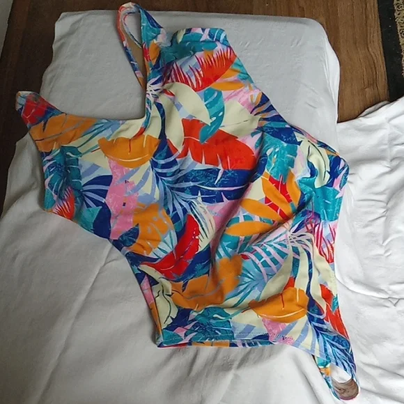 Old Navy Multicolor Tropical One Piece Swimsuit - Picture 3 of 12